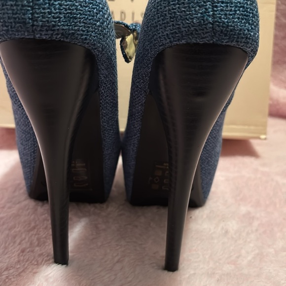 NWT Shoedazzle Ladies Heels/Platforms - Picture 3 of 13